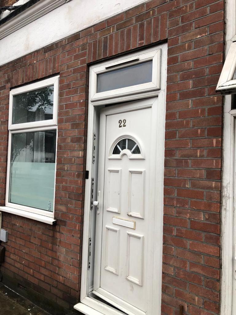 Alpha House Bed & Breakfast London Exterior photo